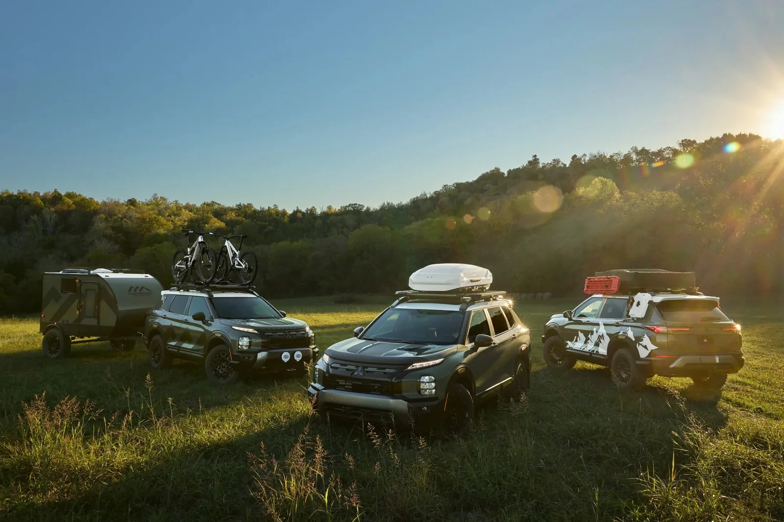 Mitsubishi’s Diamond Trail SEMA display combines a standard-accessory vehicle and two modified builds.