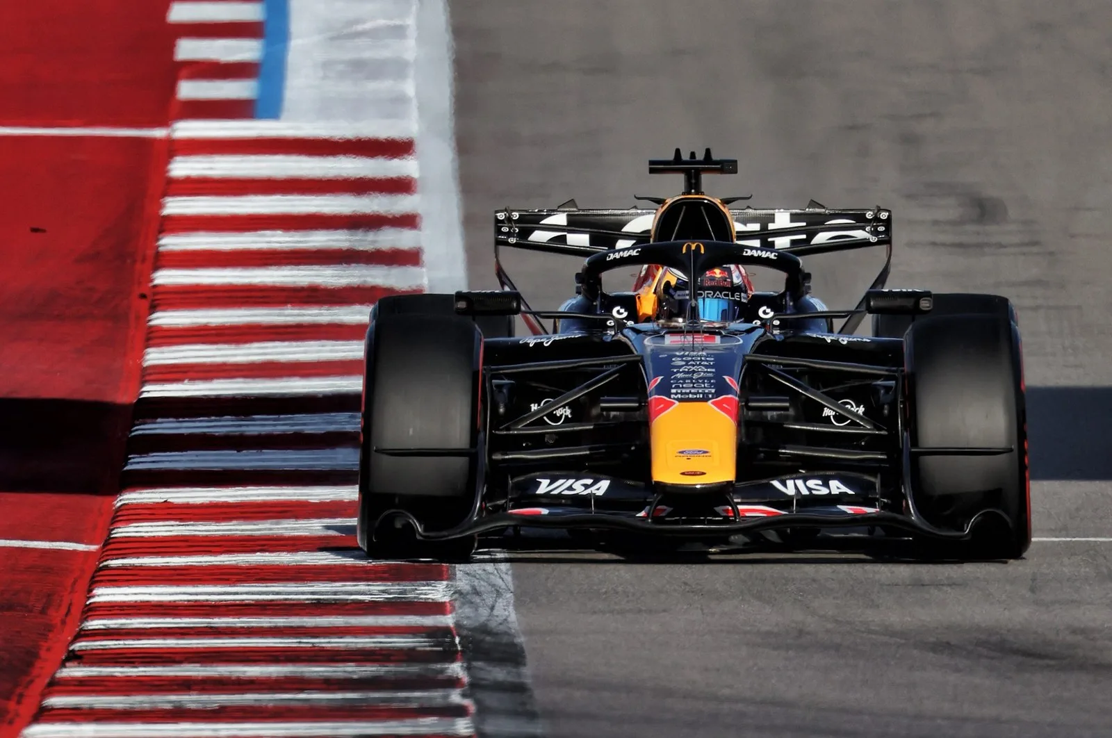 Verstappen COTA Yöneticisine Sert Yanıt Verdi: "Yürüyemezdi