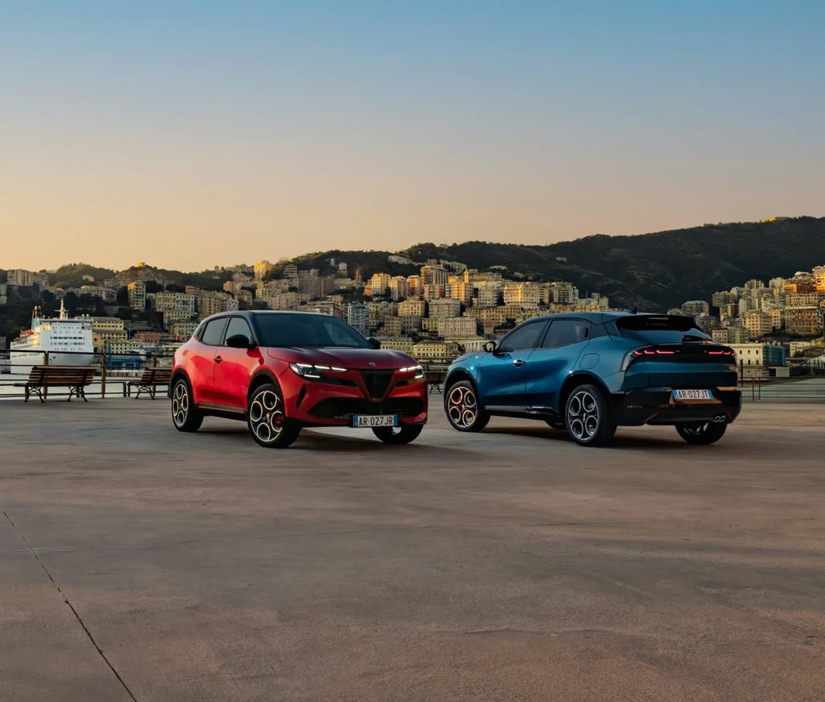 Alfa Romeo Junior için MY27 kabin yenilemesi ve yeni jant seçenekleri
