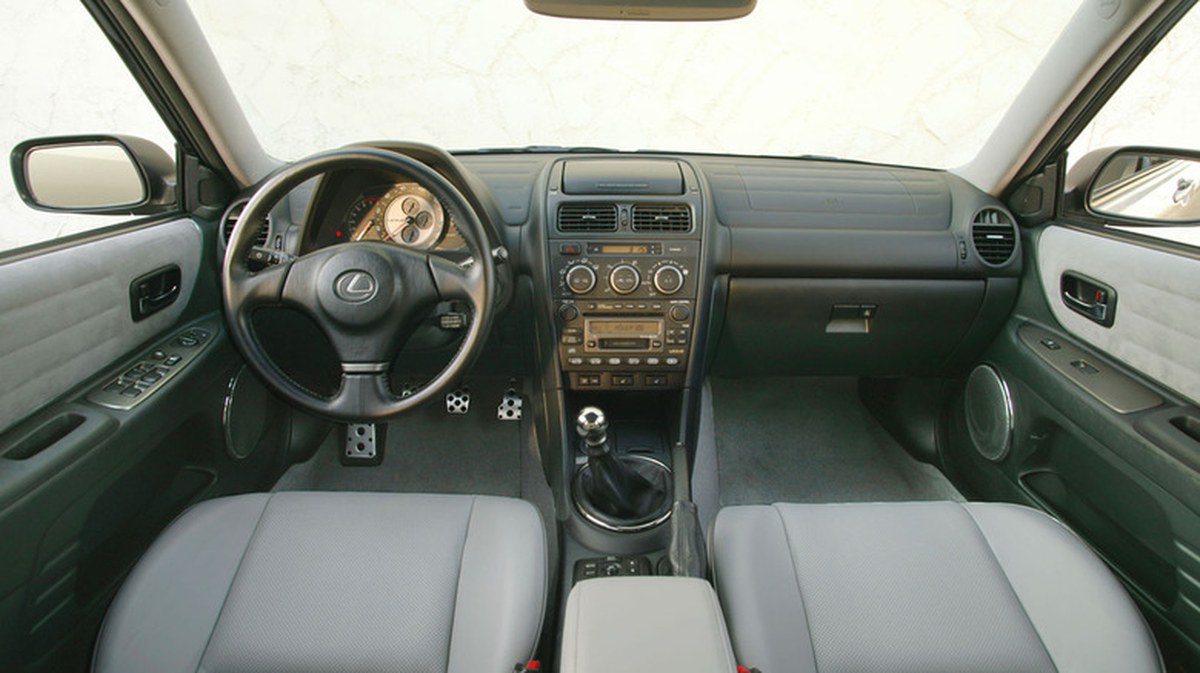 4 Used Lexus Models That Have Manual Transmissions (If You Can Find One)