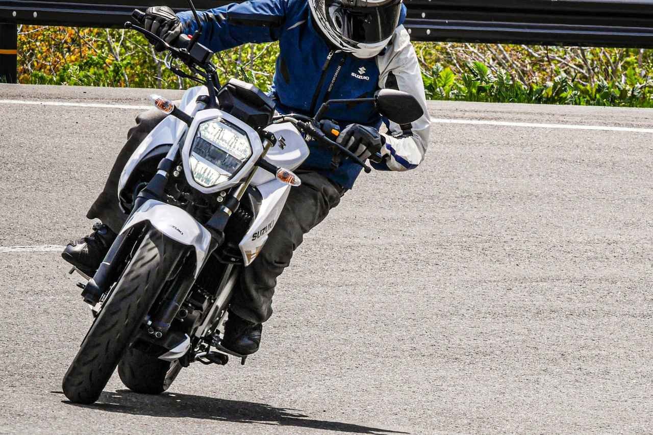 画像1: ジクサー250とジクサーSF250が明らかに違う