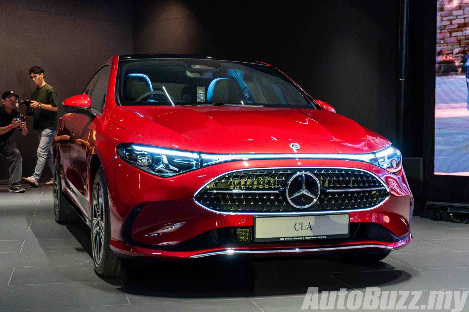 Mercedes-Benz CLA200 Hibrit Malezya'ya Geliyor: CKD Olarak Üretilecek, Tahmini Fiyat RM275 Binye Baş