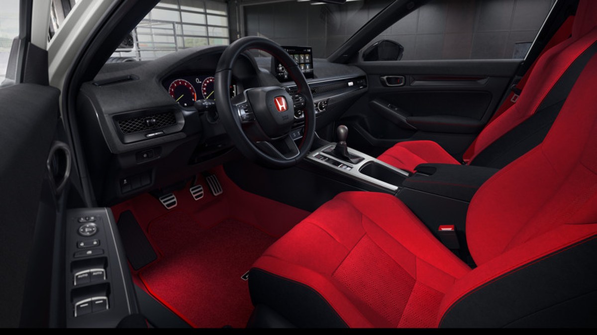 2027 Honda Civic Type R Gets Tweaked Aero, Heated Front Seats, And A Higher Price Of $49,990