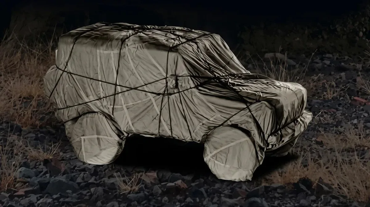 The official teaser for the upcoming g-class, digitally-enhanced.