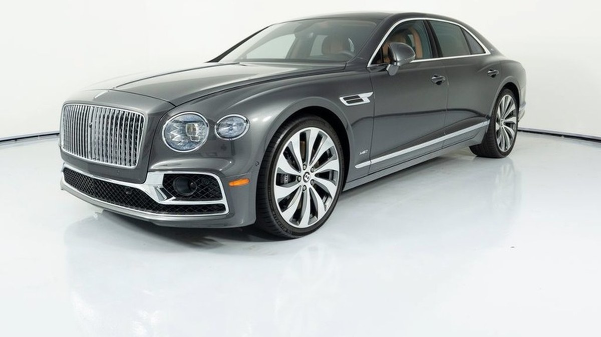I've Got A Six Figure Budget For The Ultimate Nap Vehicle! What Car Should I Buy?