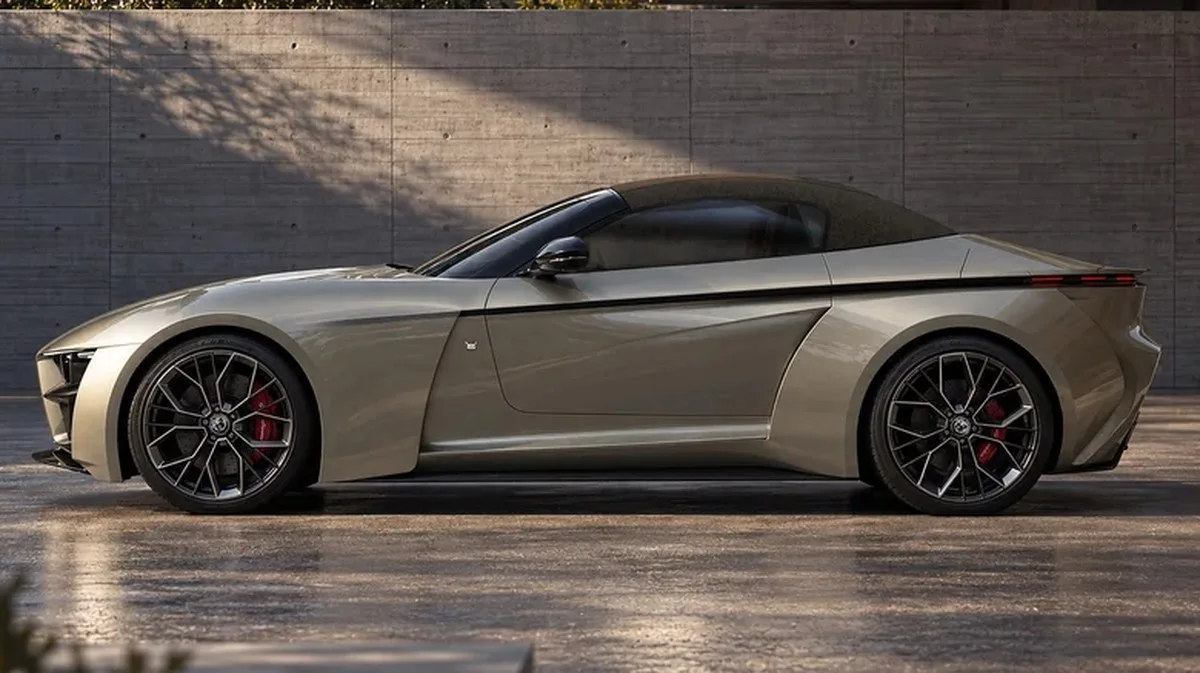 The sleek Giulia-based convertible from Castagna Milano
