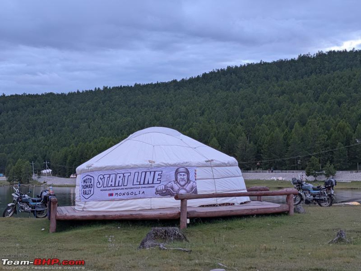 Mongolya Seyahatinde Binmenin Dışındaki Aktiviteler: Fotoğraflarla Bir Rota Deneyimi