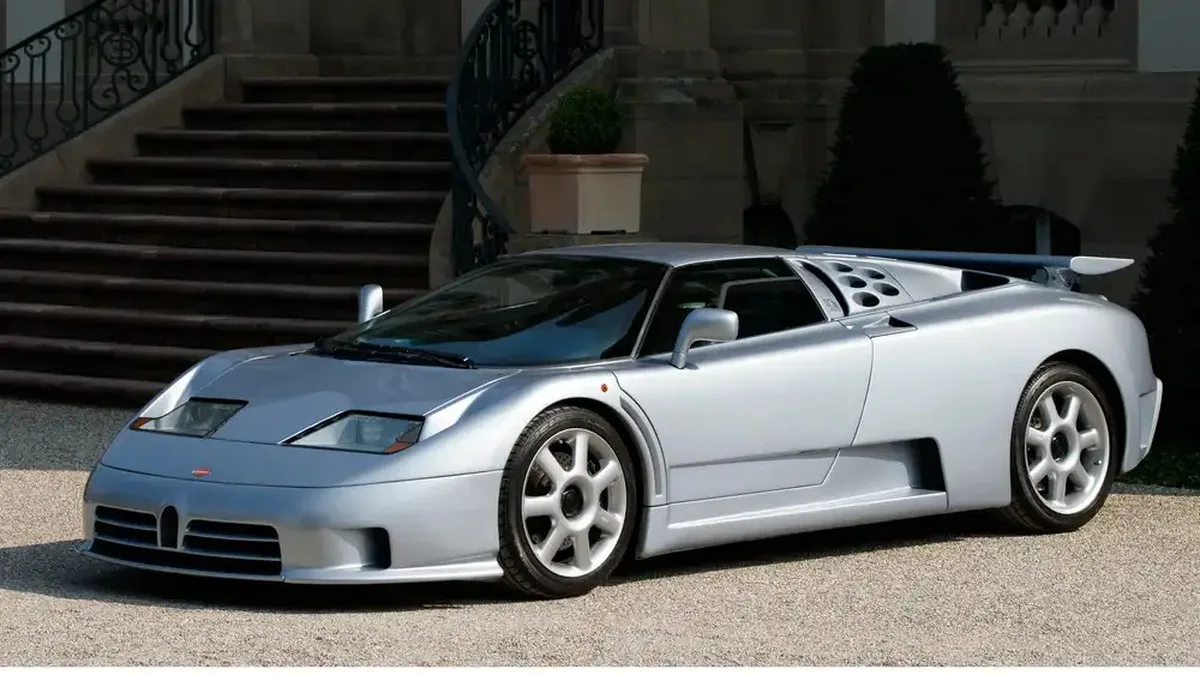 Bugatti EB110 Front 3/4 View