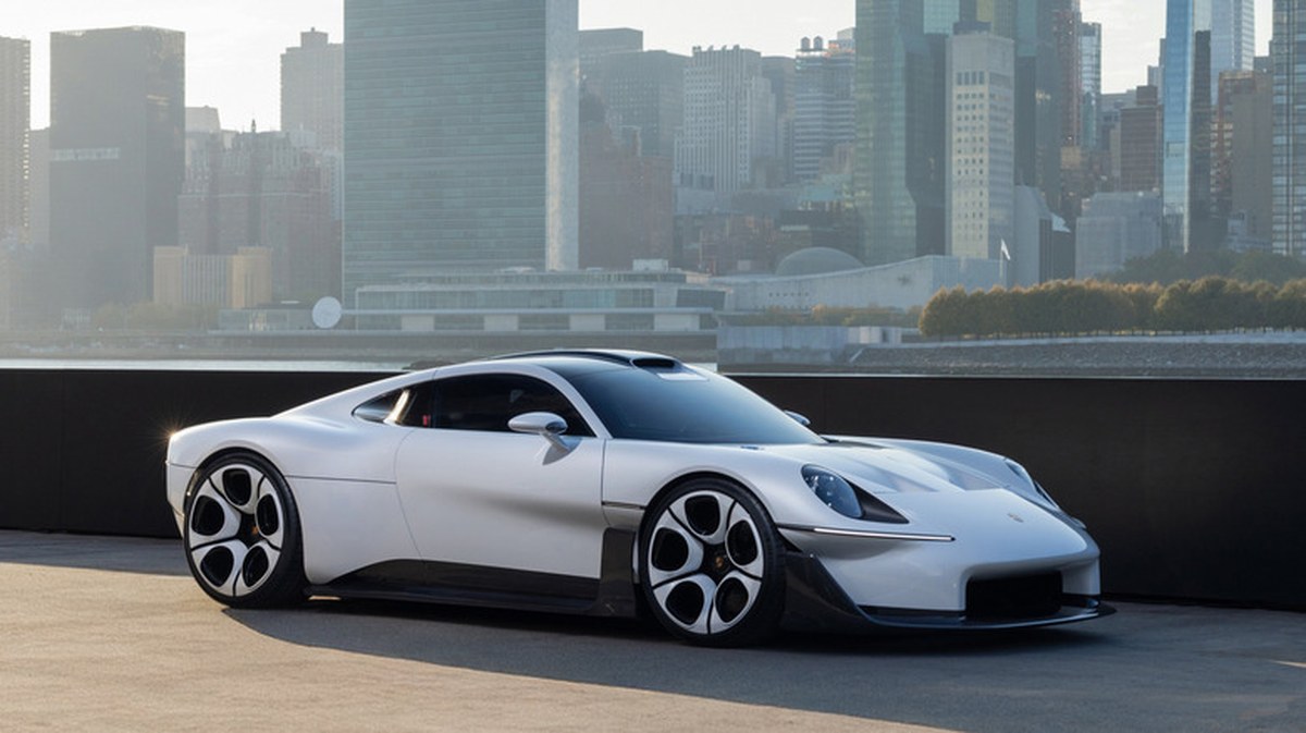 Porsche Mission S Concept Envisions A Driver-Focused Future Without Any Distracting Displays