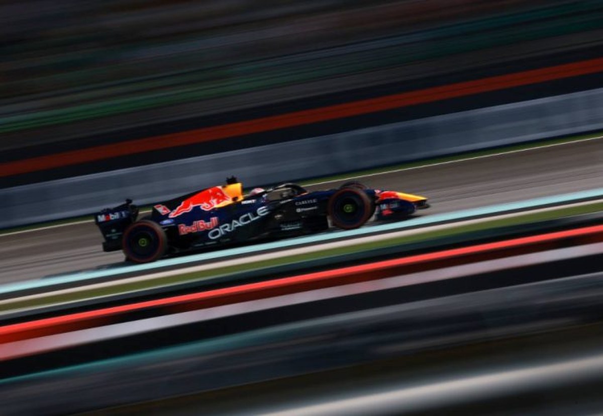 Sepang Hız Tuzakları: Valtteri Bottas 329,5 km/h ile en hızlısı oldu