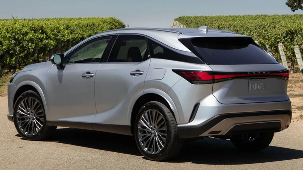 Lexus RX 350h rear 3/4