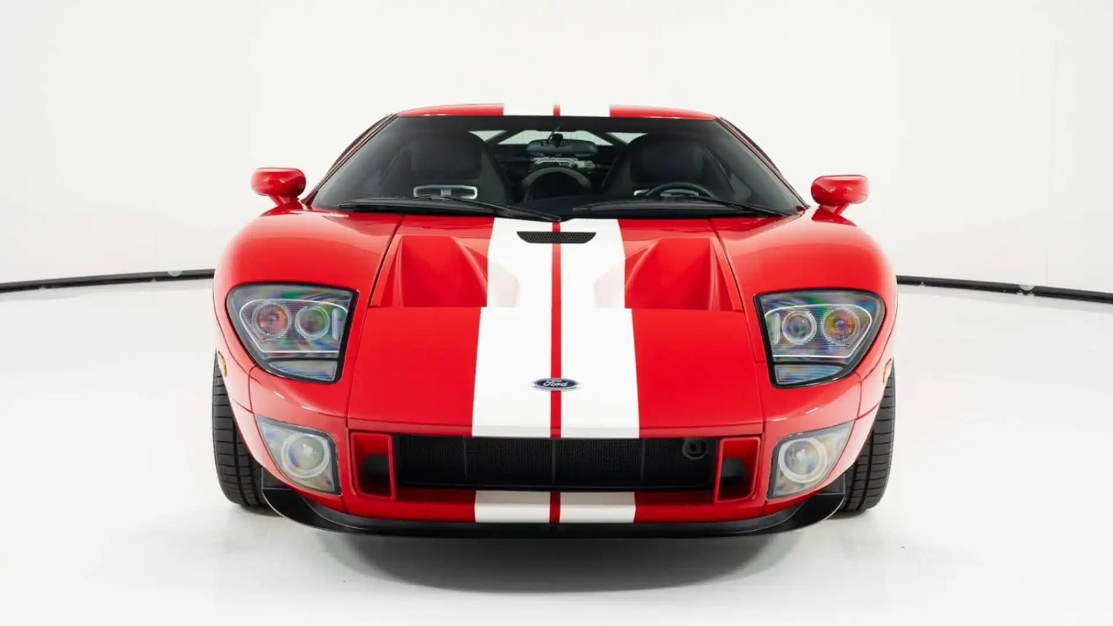 2005 Ford GT Exterior DG (12)