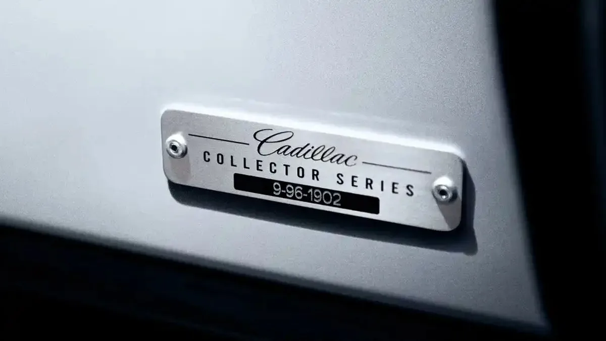 2027-cadillac-escalade-v-125th-anniversary-collector-series-20
