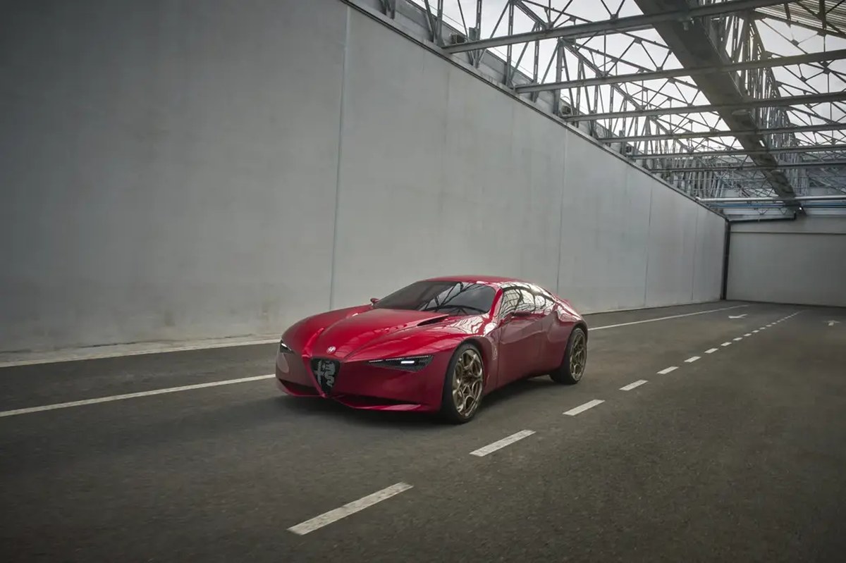 Alfa Romeo Cuorerosso Concepti Gelecek Tasarım Vizyonunu Ortaya Koydu