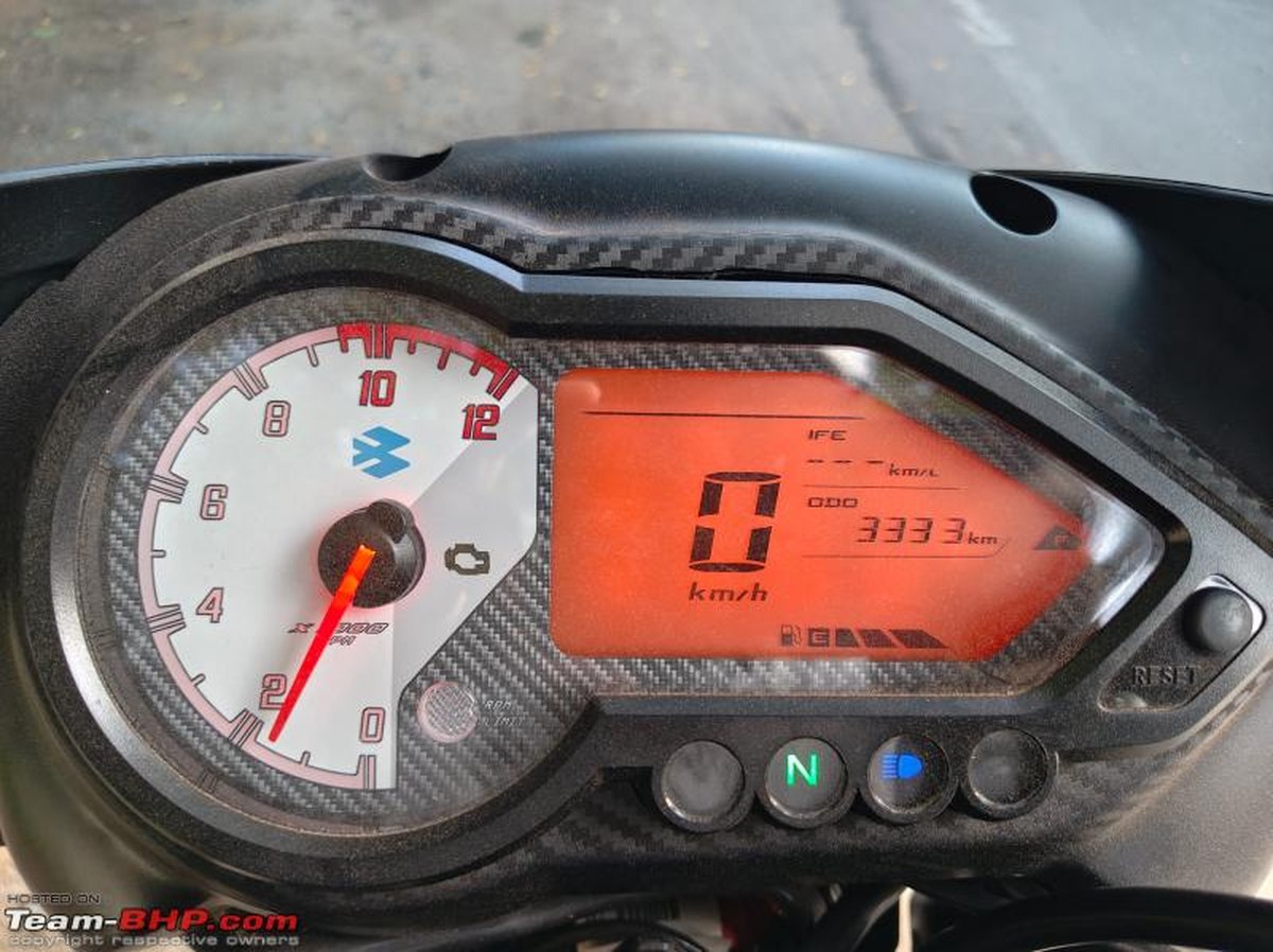 Bajaj Pulsar 150 ile Kolli Tepelerine İlk Tekerlekli Yolculuk: 17 Yıllık Deneyimin Ardından İlk Defa