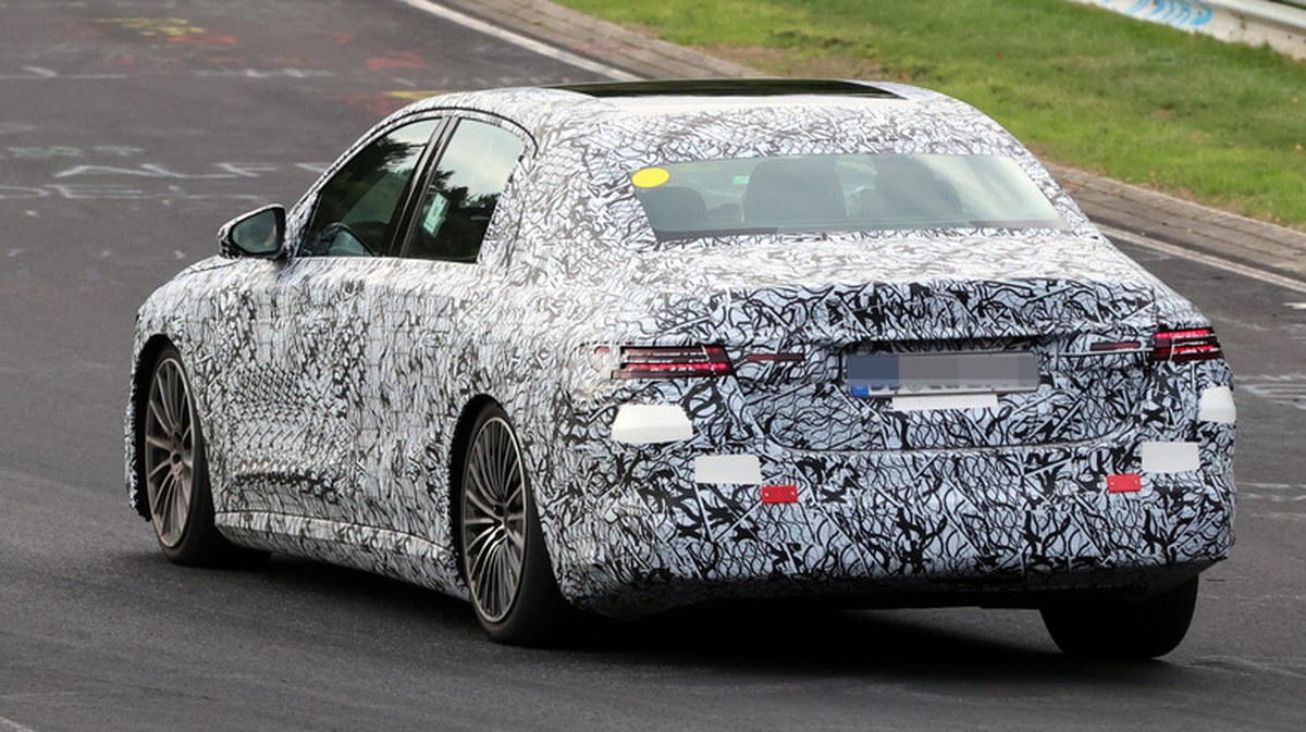Next-Gen Mercedes-Benz E-Class EV Has A Lot To Live Up To