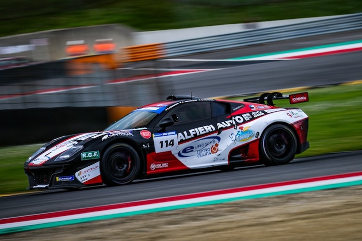 Michelin 24H Barcelona için 33 araç: 2026 24H Series Avrupa Serisinin final turunda şampiyonluk müca
