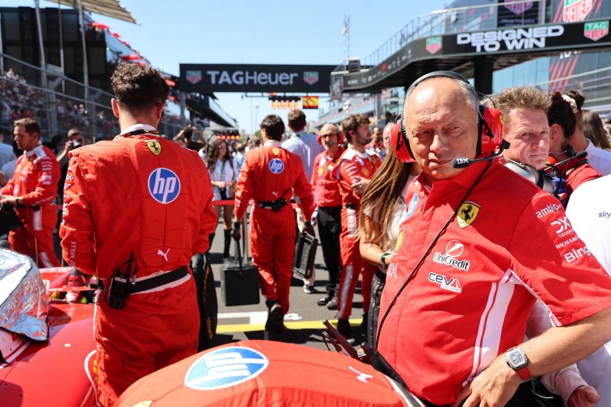 Vasseur: Ferrari'nin gürültü ve dedikoduları durdurması gerekiyordu, amaç kendi sinirlerimi yatıştır