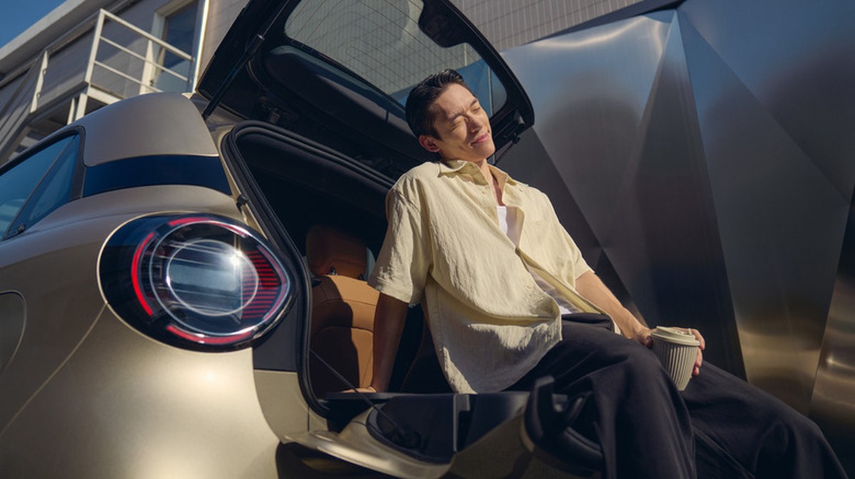 Fortwo-Succeeding Smart #2 Keeps The Bench Seat And Splitgate Alive