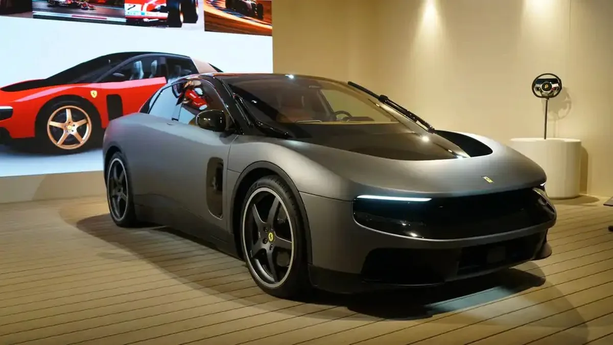 2027 Ferrari Luce Exterior (1)