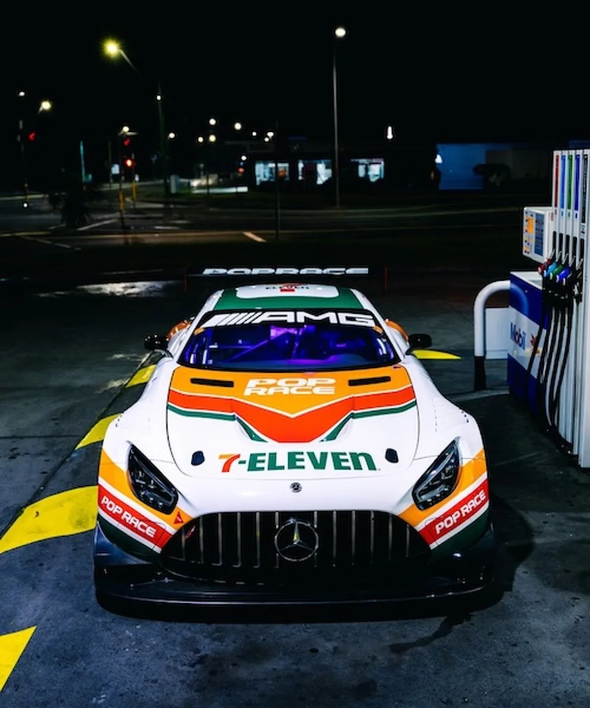 Tigani Motorsport'tan 7-Eleven ve Pop Race Temalı AMG