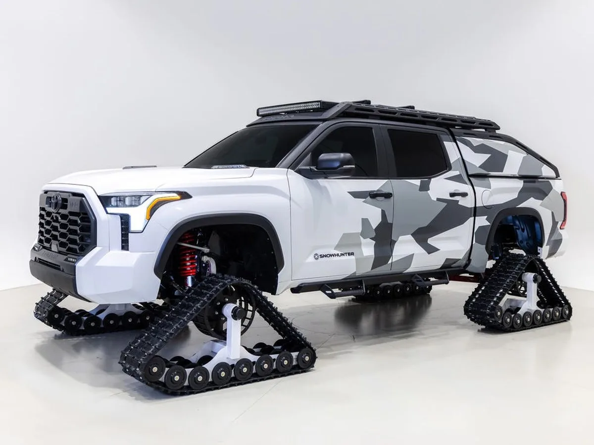 Toyota Tundra Snowhunter concept