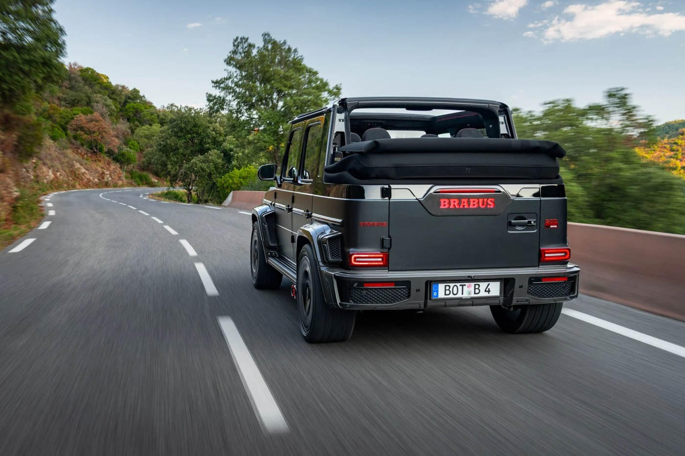 Brabus 900 Rocket Edition Kabriole ile G Sınıfı'nın kaportsuz hali yola çıktı: Dünyada yalnızca 10 a