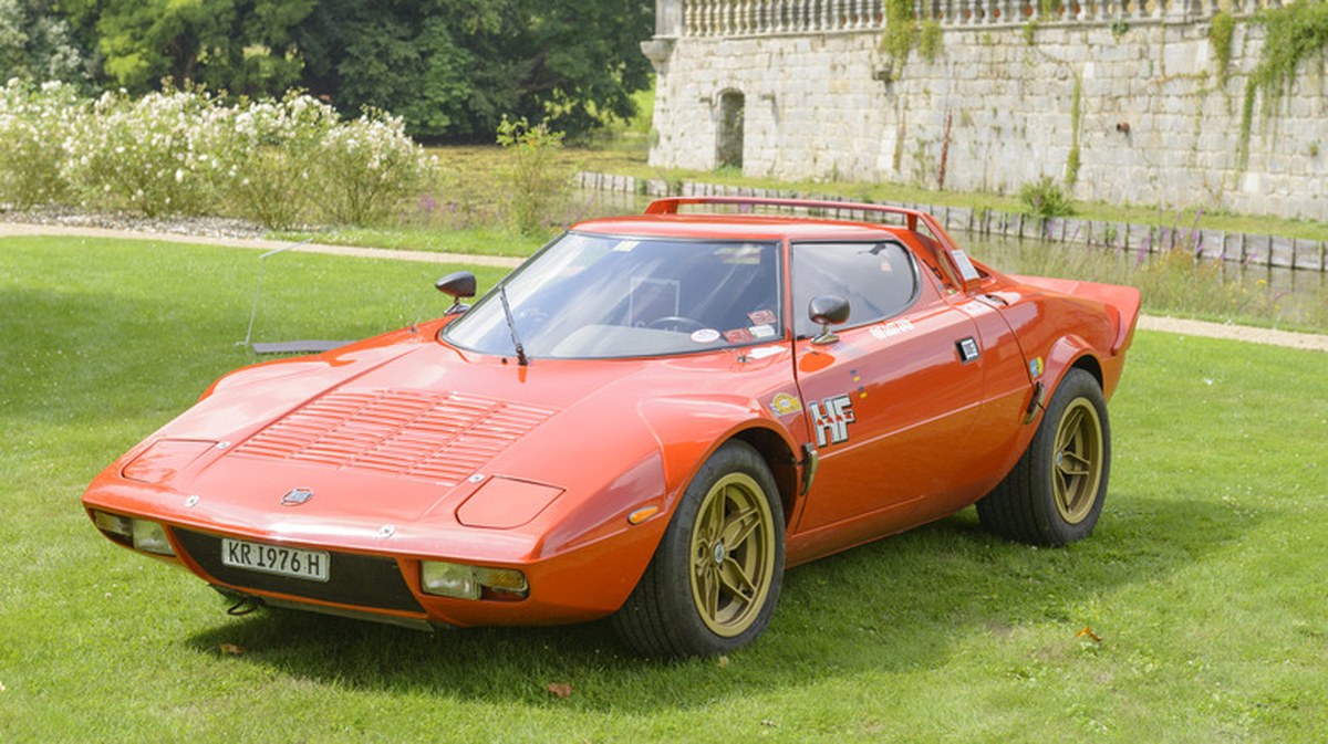 These 7 Sports Cars Were Designed To Tackle Off Road Adventures