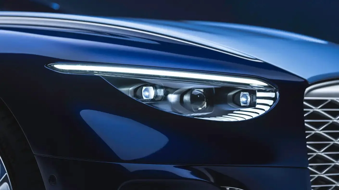Bentley Batur Convertible headlight