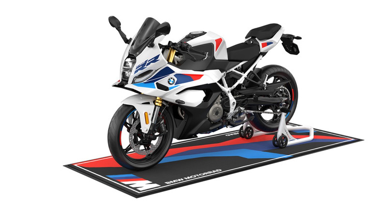 BMW F 450 RR, Giriş Seviyesi Güce Yarışa Uygun Görünüm Ekiliyor
