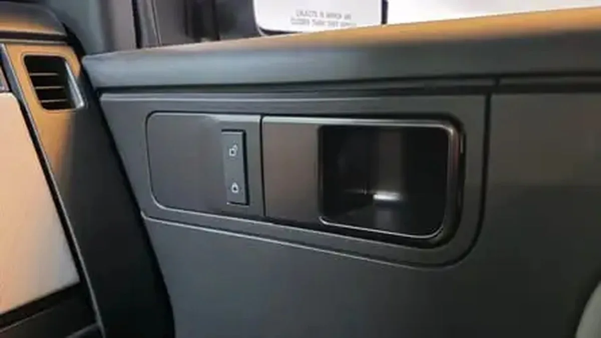 Slate Auto Truck