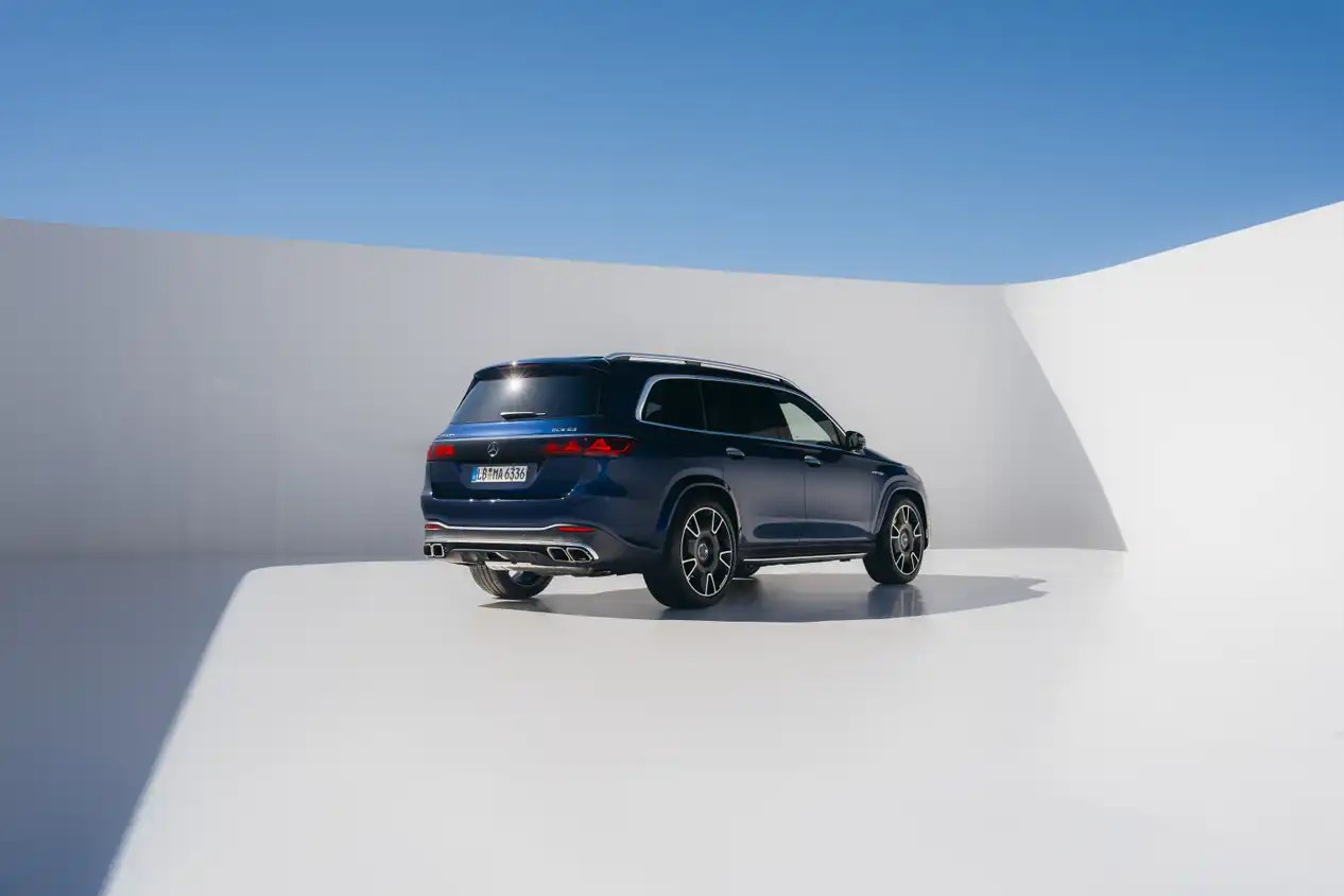 The BMW X7 Is About To Lose Its Crown To Four Bigger, Roomier Rivals