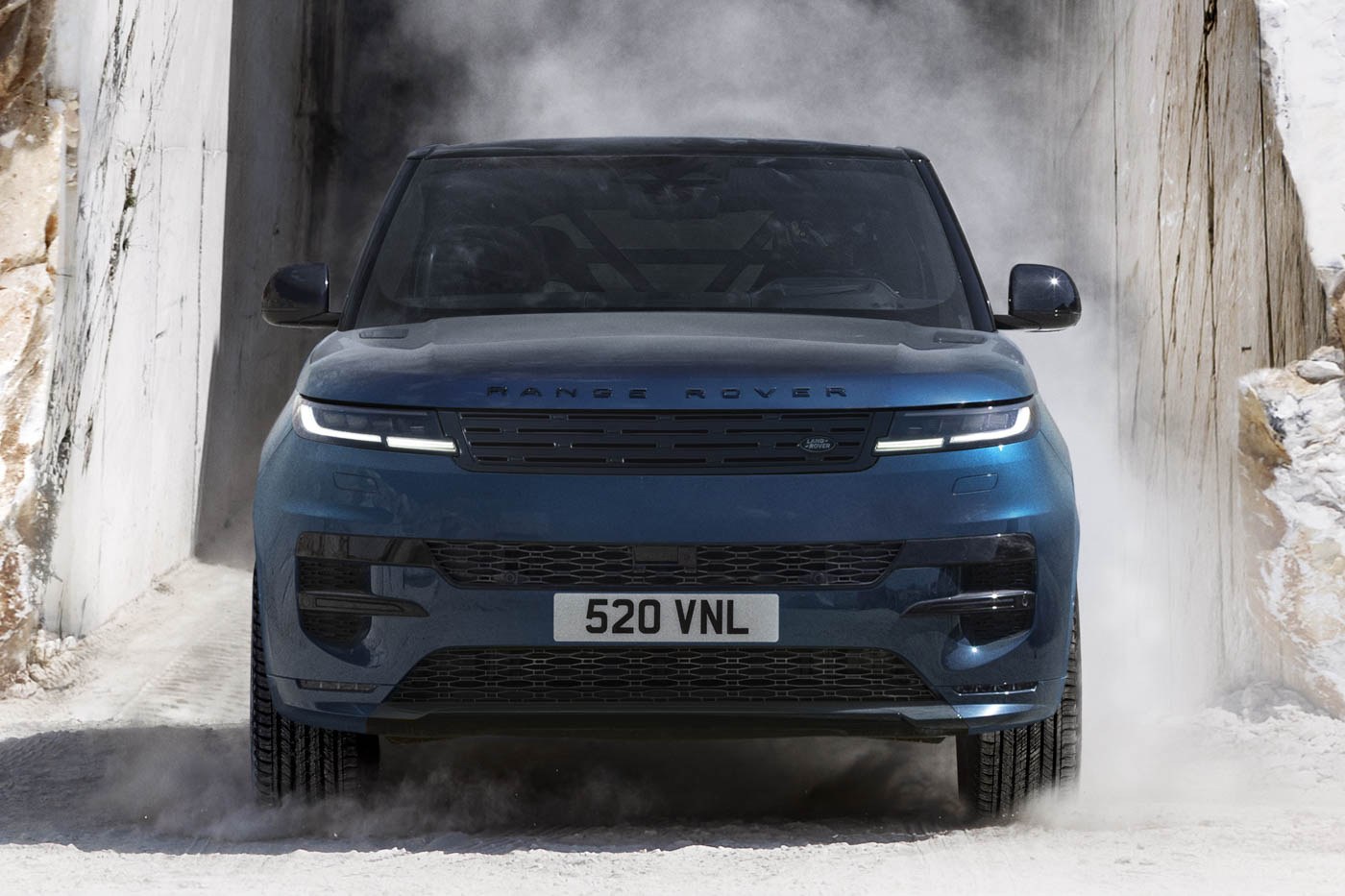 Range Rover Sport Electric: 550 beygüzlük ve 850 metremetre torkla asfaltı fethedecek