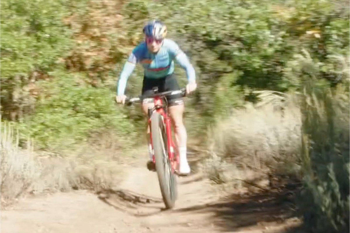 Trek'ten sürpriz: İsimsiz RockShox SID Flight Attendant çatalını bisikletine monte eden yeni 32 inç