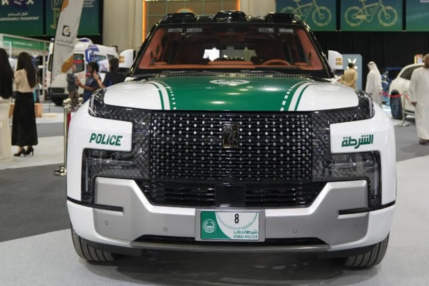Dubai Polisi Suda Yüzebilen 1.197 HP'lik Süper SUV Aldı