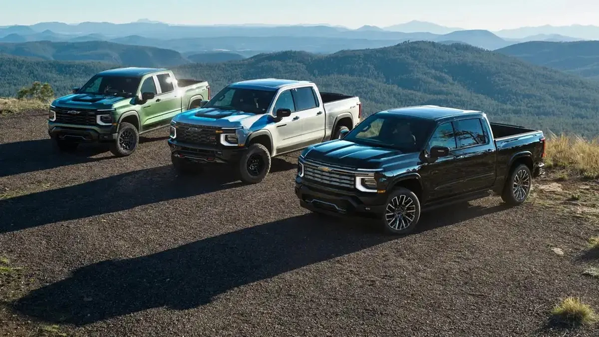2027 Chevrolet Silverado 1500 Pack Shot 1