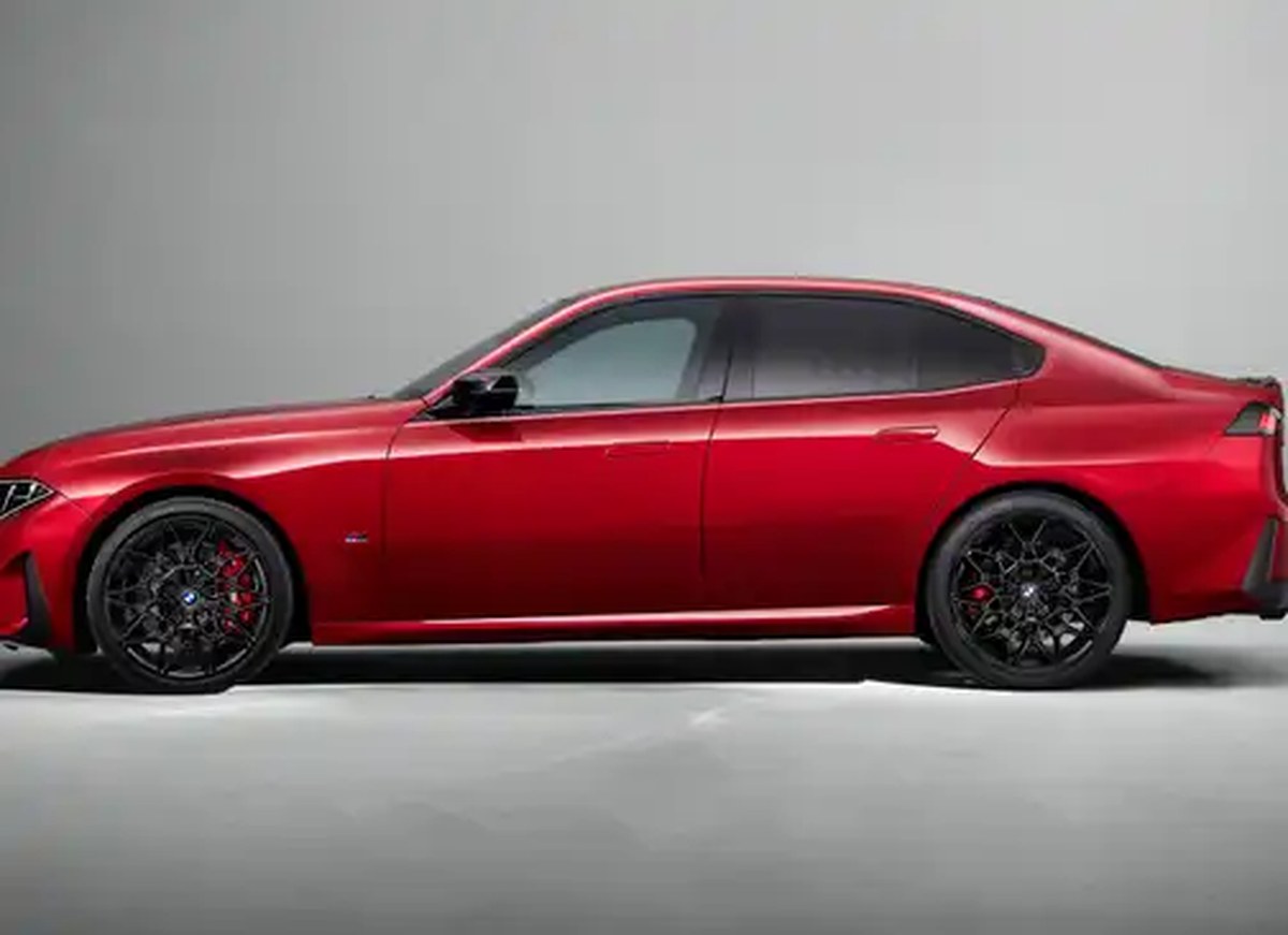 Benchmark Vs. Successor: The Greatest Threat To The New BMW 3 Series Is The Model It Replaces