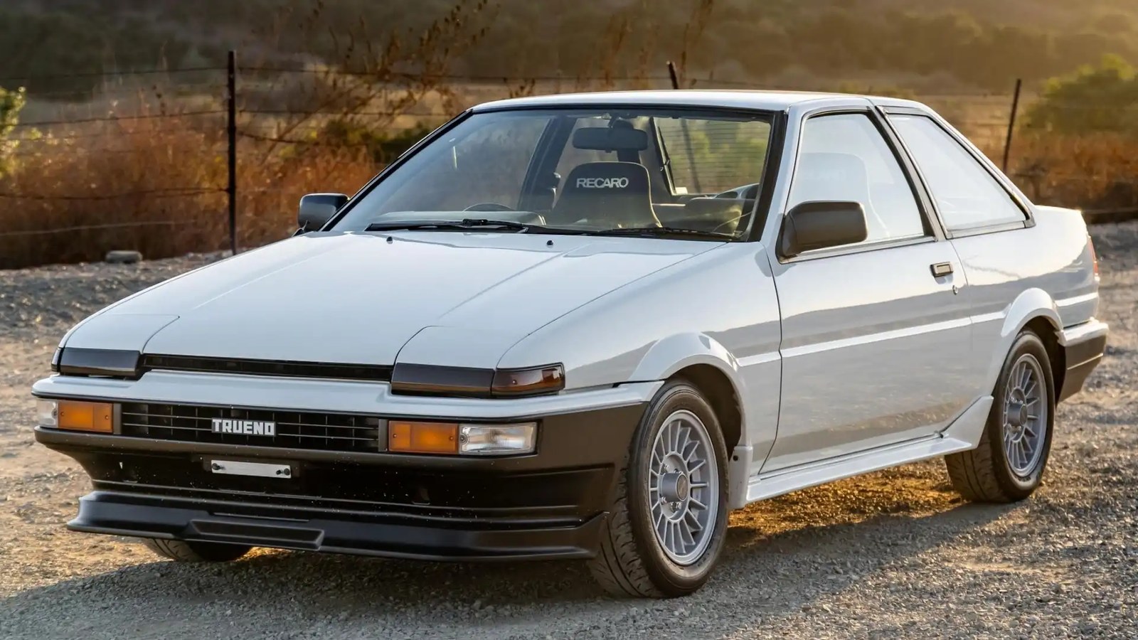 1987 toyota sprinter trueno front