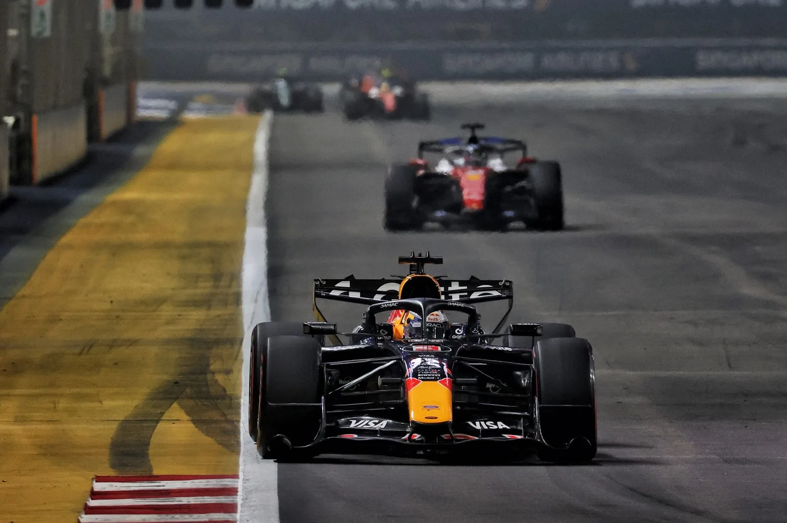 Leclerc, Verstappen-Ferrari iddiasına cevap verdi: "Uydurma