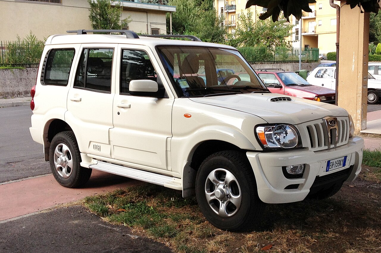 Mahindra Goa Avellino'da 5 kapılı